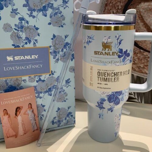 Stanley x LoveShackFancy Holiday Quencher Everblooming Rosettes photo review